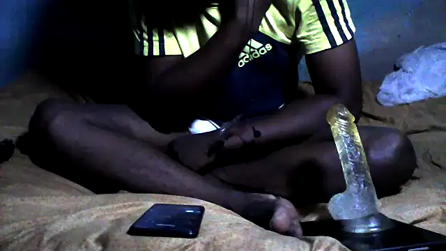 Snapshot of little__joy chatting on January 8, 1:08 am little joy online show from January 8, 1:08 am