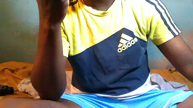 Snapshot of little__joy chatting on February 3, 2:11 pm little joy online show from February 3, 2:11 pm