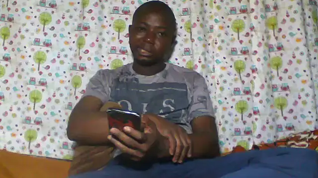 Snapshot of little__joy chatting on February 23, 8:01 am little joy online show from February 23, 8:01 am