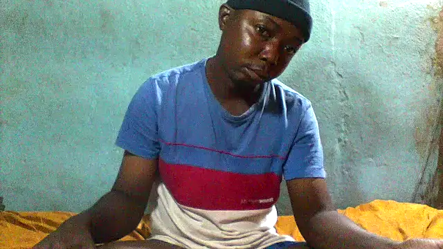 Snapshot of little__joy chatting on March 4, 12:22 pm little joy online show from March 4, 12:22 pm