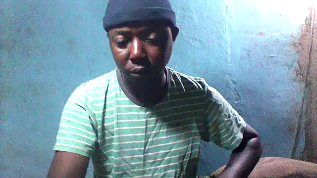 Snapshot of little__joy chatting on March 8, 8:12 pm little joy online show from March 8, 8:12 pm