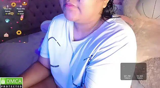 Snapshot of KittyHot20 chatting on March 9, 11:03 am KittyHot20 online show from March 9, 11:03 am