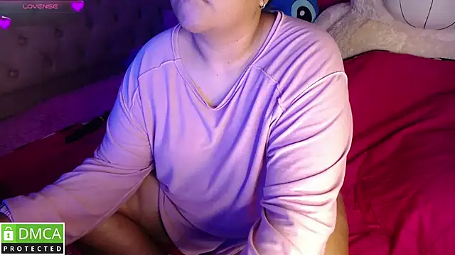 Snapshot of KittyHot20 chatting on October 10, 2:54 am KittyHot20 online show from October 10, 2:54 am