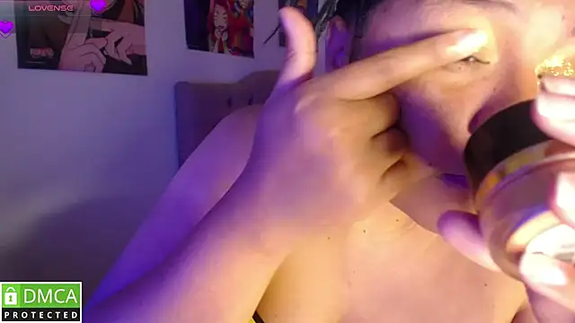 Snapshot of KittyHot20 chatting on October 17, 6:43 pm KittyHot20 online show from October 17, 6:43 pm