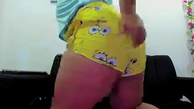 Snapshot of Kika_teem chatting on September 25, 2:15 am Kika teem online show from September 25, 2:15 am