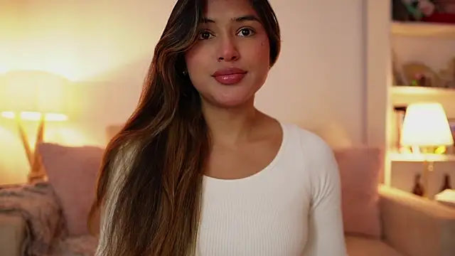 SaraParisi online show from February 17, 11:55 pm