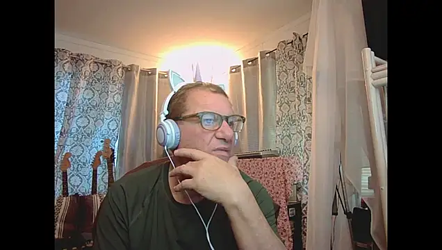 coryassman online show from March 11, 12:38 am