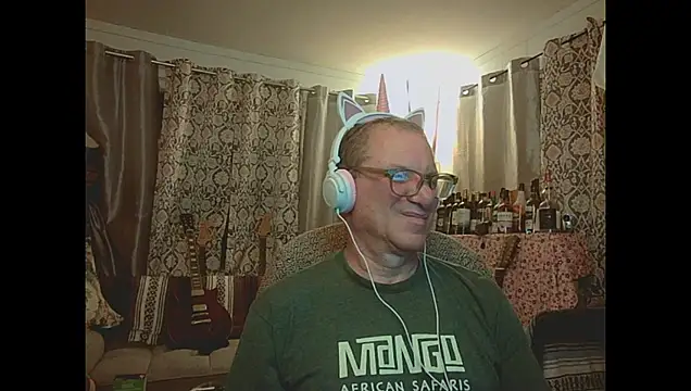 Snapshot of coryassman chatting on July 7, 7:23 am coryassman online show from July 7, 7:23 am
