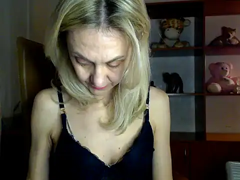 Tanya6547 online show from December 25, 1:51 pm