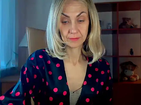 Tanya6547 online show from October 14, 9:10 am