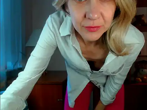 Tanya6547 online show from November 13, 9:08 am