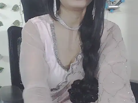 emma 06xh online show from June 9, 9:43 am