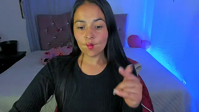 jessamond online show from February 6, 11:26 pm