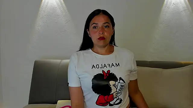 jessamond online show from September 19, 9:37 pm