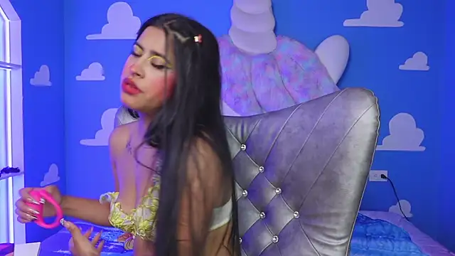 miss romyna online show from January 10, 11:01 am