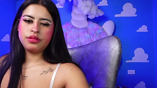 Snapshot of miss_romyna chatting on May 27, 11:07 am miss romyna online show from May 27, 11:07 am
