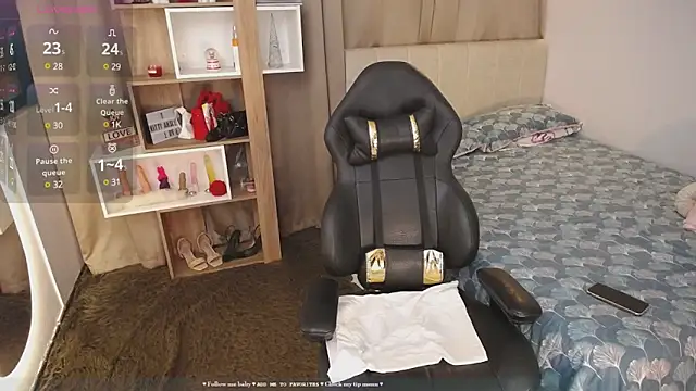 Snapshot of Imkitty-Horny chatting on December 22, 5:01 am Imkitty-Horny online show from December 22, 5:01 am