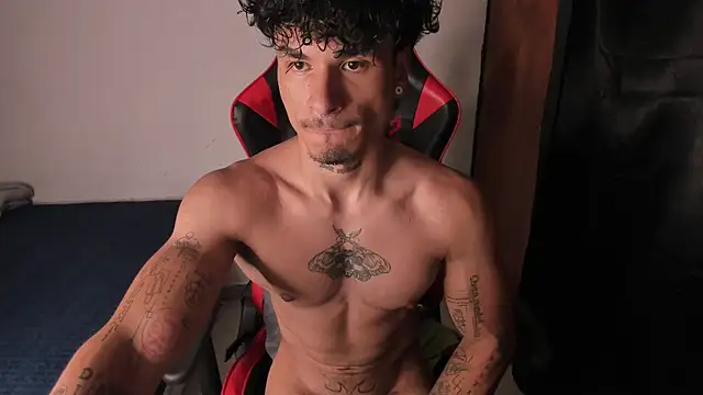 Thomas Fit1 online show from May 25, 2:50 am