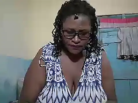 Snapshot of sexy_bigboobss chatting on May 18, 5:57 am sexy bigboobss online show from May 18, 5:57 am