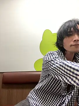 Snapshot of Katakuriko-Denpun chatting on June 14, 10:50 am Katakuriko-Denpun online show from June 14, 10:50 am