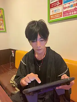 Snapshot of Katakuriko-Denpun chatting on July 26, 11:39 am Katakuriko-Denpun online show from July 26, 11:39 am