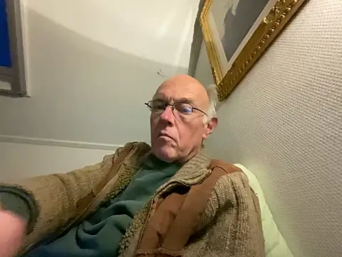 martxxxxx online show from December 22, 4:06 pm