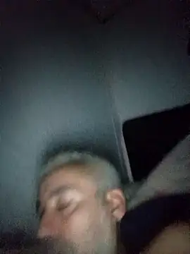 Snapshot of Xoc8_ chatting on December 17, 10:11 pm Xoc8 online show from December 17, 10:11 pm