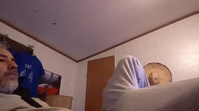 Snapshot of Xoc8_ chatting on February 15, 4:25 am Xoc8 online show from February 15, 4:25 am