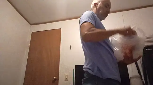 Snapshot of Xoc8_ chatting on March 21, 6:40 pm Xoc8 online show from March 21, 6:40 pm