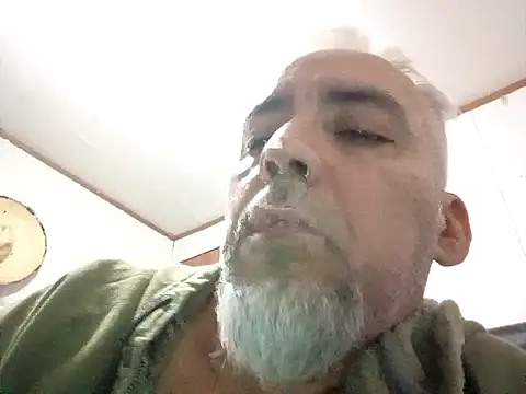 Snapshot of Xoc8_ chatting on October 3, 8:22 am Xoc8 online show from October 3, 8:22 am