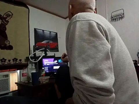 Xoc8  online show from November 26, 7:37 pm