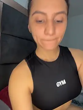 AnthonelaDuque online show from February 3, 12:53 am