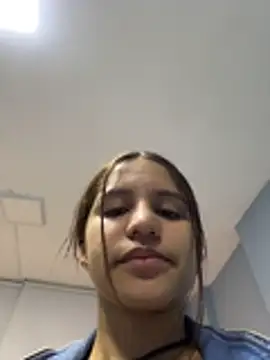 AnthonelaDuque online show from February 4, 11:38 am