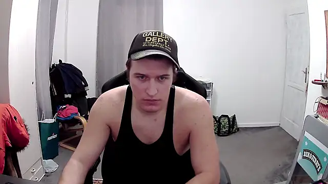 PKrisztian online show from March 8, 3:38 pm