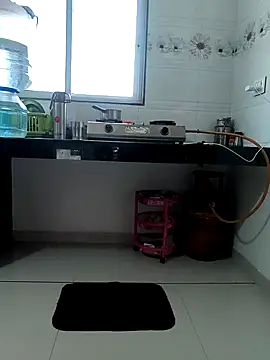 Snapshot of Selina_6 chatting on February 11, 12:16 pm Selina 6 online show from February 11, 12:16 pm