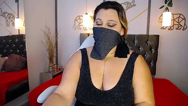 SalmaZaman online show from January 25, 5:40 pm