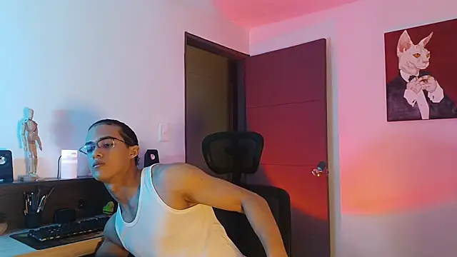 Snapshot of alejo_x3 chatting on September 13, 1:27 am alejo x3 online show from September 13, 1:27 am