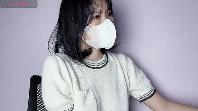 Baenee online show from October 29, 5:47 pm