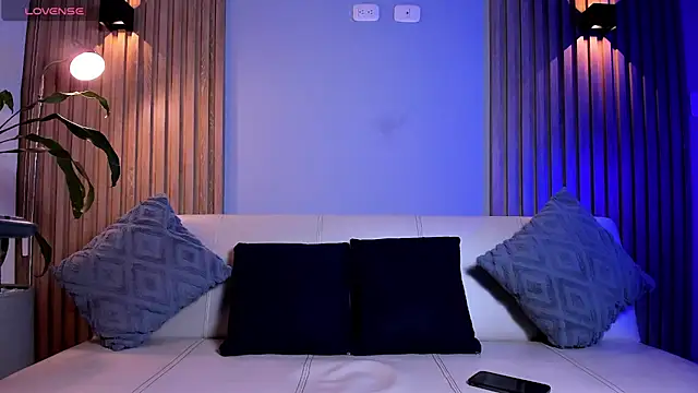 Snapshot of SymonPrince chatting on September 18, 11:51 pm SymonPrince online show from September 18, 11:51 pm