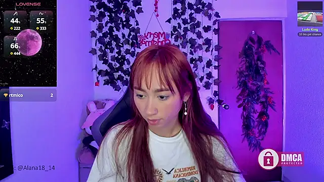 Alana Pherson online show from December 27, 3:53 am