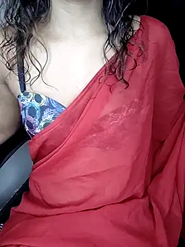 Snapshot of Leeeezzzz_roy chatting on October 1, 7:09 pm Leeeezzzz roy online show from October 1, 7:09 pm