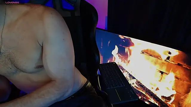 sexyboycolombi4 online show from February 9, 5:00 am