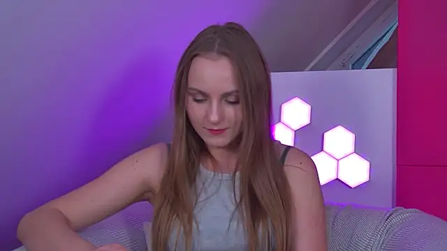 Snapshot of MelissaMelrey chatting on May 11, 5:32 pm MelissaMelrey online show from May 11, 5:32 pm