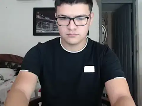 Snapshot of Plug_Control chatting on March 13, 1:07 pm Plug Control online show from March 13, 1:07 pm