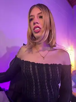 Courtney gonet online show from March 17, 7:57 am