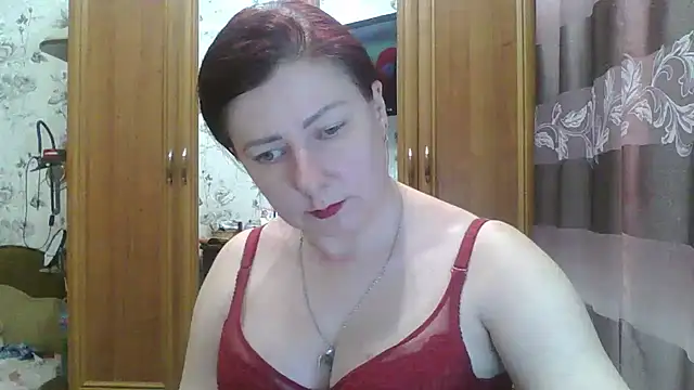 Snapshot of SophieNightAh chatting on December 10, 3:12 pm SophieNightAh online show from December 10, 3:12 pm