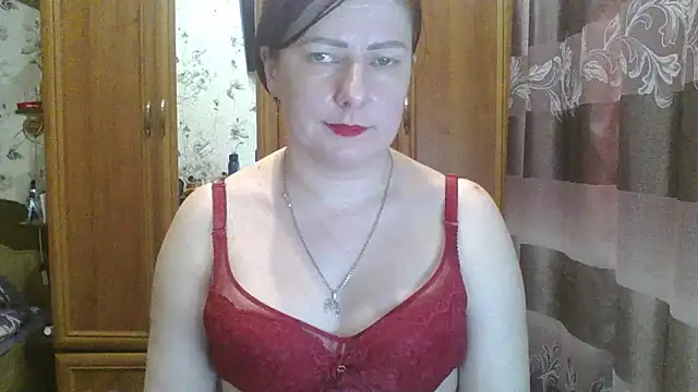 Snapshot of SophieNightAh chatting on February 6, 2:26 pm SophieNightAh online show from February 6, 2:26 pm