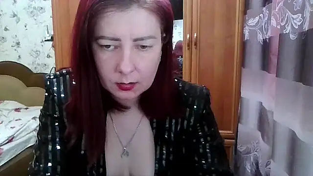SophieNightAh online show from May 4, 1:18 pm
