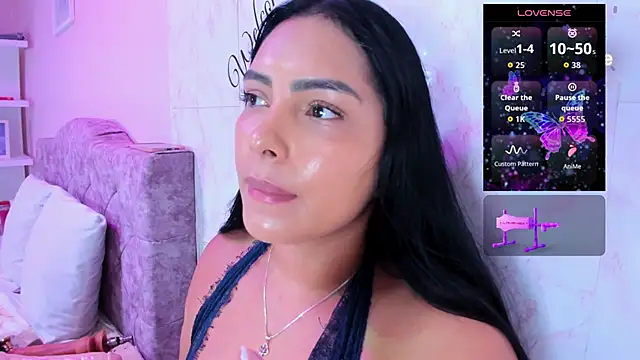 Snapshot of evelinn_belen chatting on June 3, 1:14 pm evelinn belen online show from June 3, 1:14 pm