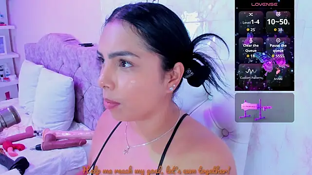 Snapshot of evelinn_belen chatting on June 13, 11:41 am evelinn belen online show from June 13, 11:41 am